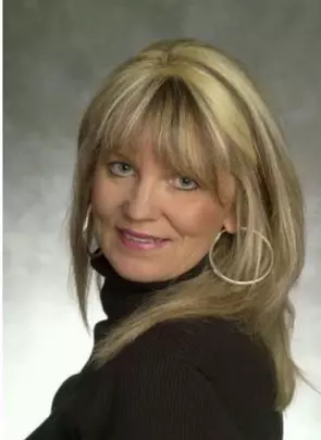 Roberta Gullacher, Kelowna, Real Estate Agent